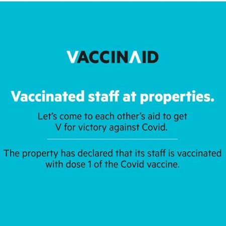 Vaccinated Staff - Oyo 3523 Gong Corner Homestay Kuta Lombok Eksteriør billede