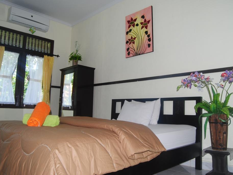 Vaccinated Staff - Oyo 3523 Gong Corner Homestay Kuta Lombok Eksteriør billede